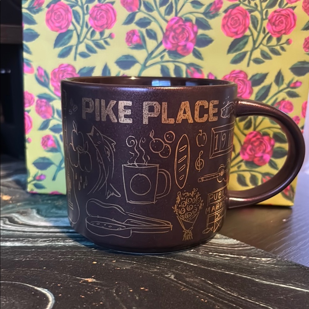 Starbucks Special Holiday Edition Bronze and Gold Been There Pike Place Mug